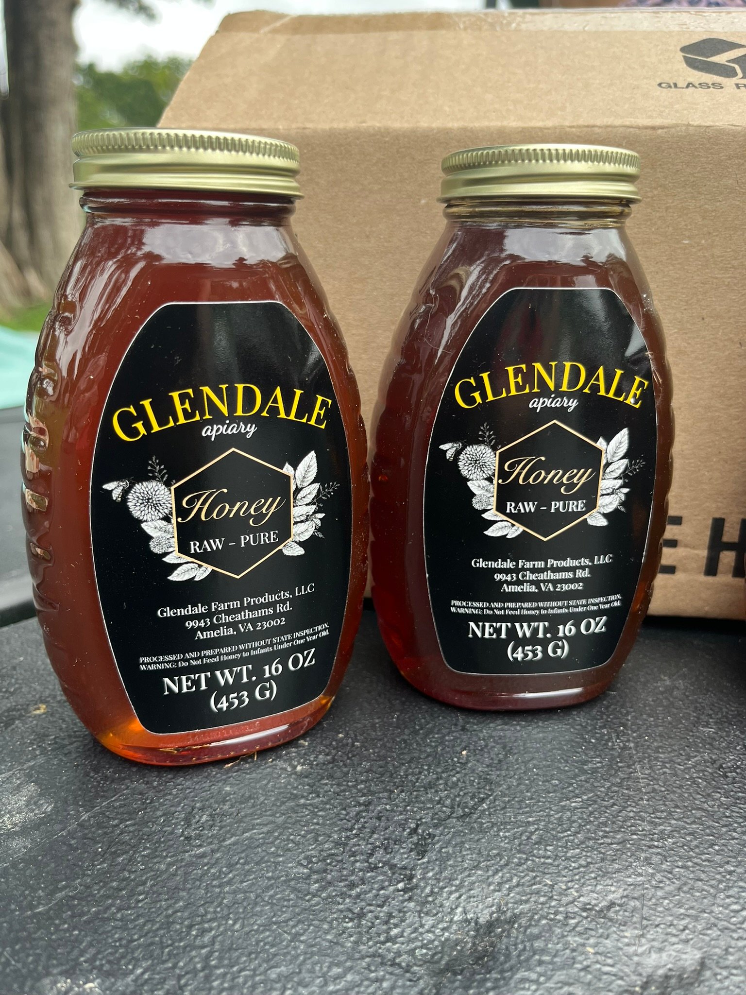Jars of Glendale Farms honey